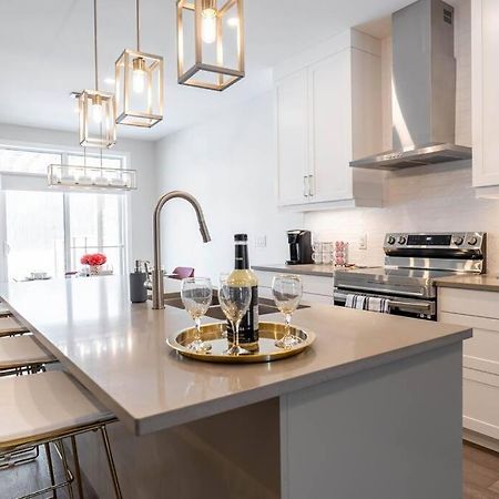 Luxury Niagara 3 Bdr Townhouse /Garage Apartman Kültér fotó