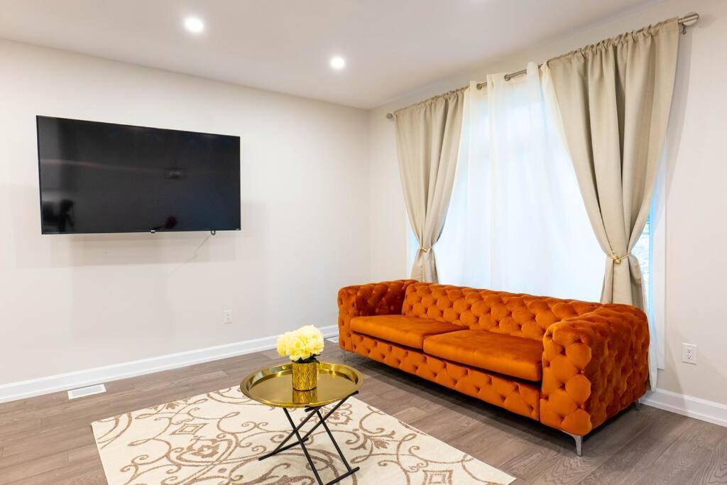 Luxury Niagara 3 Bdr Townhouse /Garage Apartman Kültér fotó