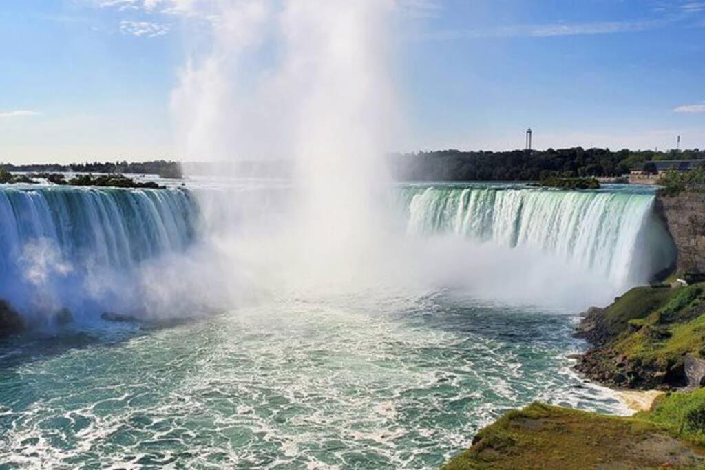 Luxury Niagara 3 Bdr Townhouse /Garage Apartman Kültér fotó