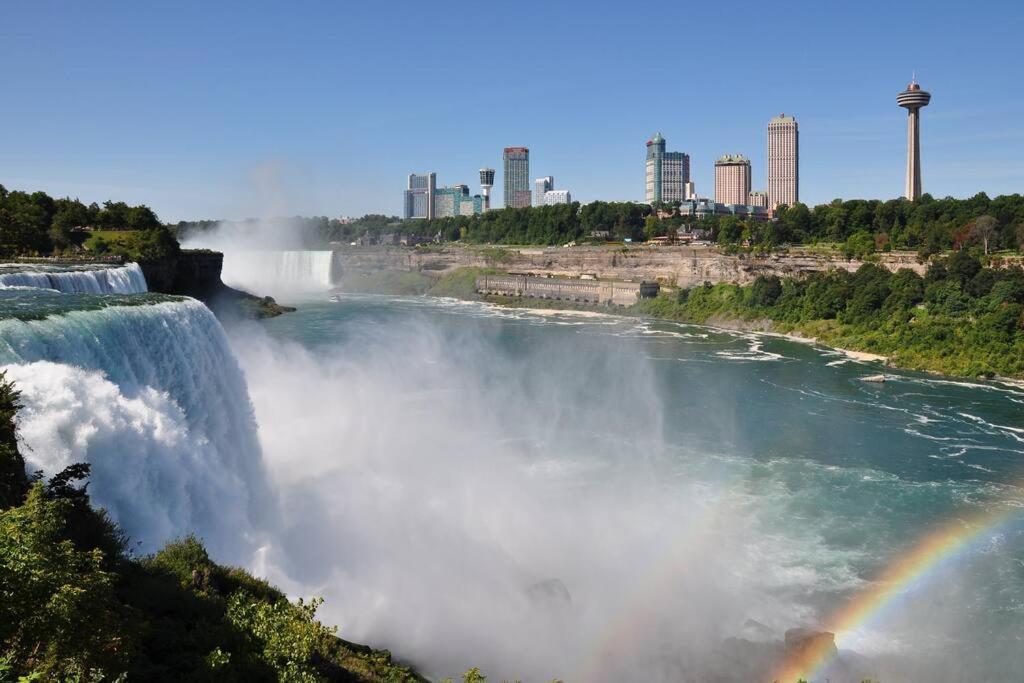 Luxury Niagara 3 Bdr Townhouse /Garage Apartman Kültér fotó