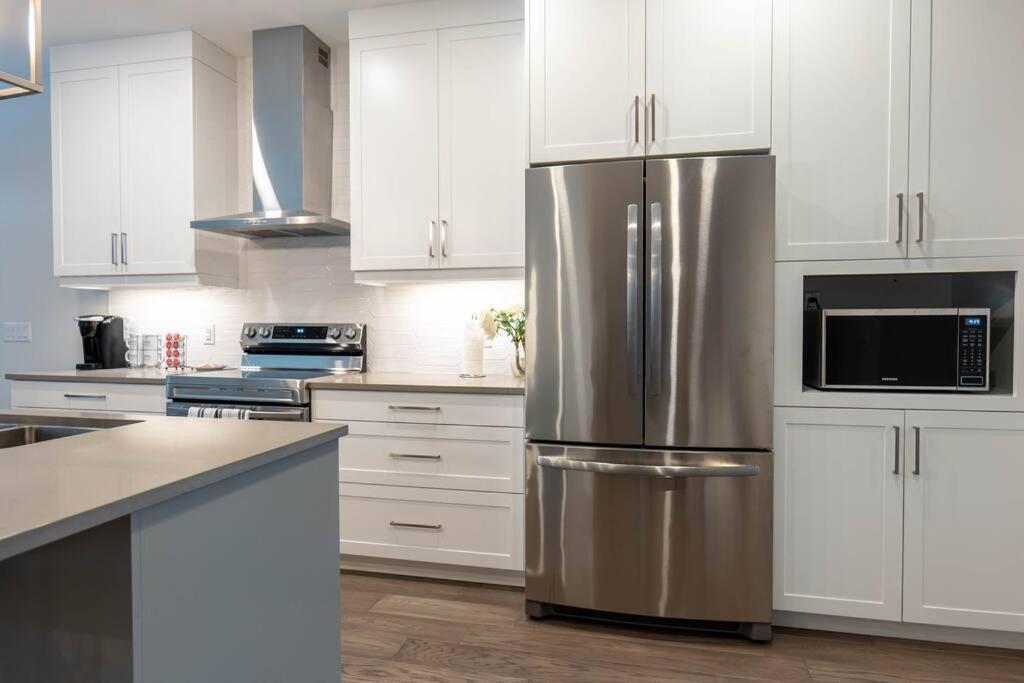Luxury Niagara 3 Bdr Townhouse /Garage Apartman Kültér fotó
