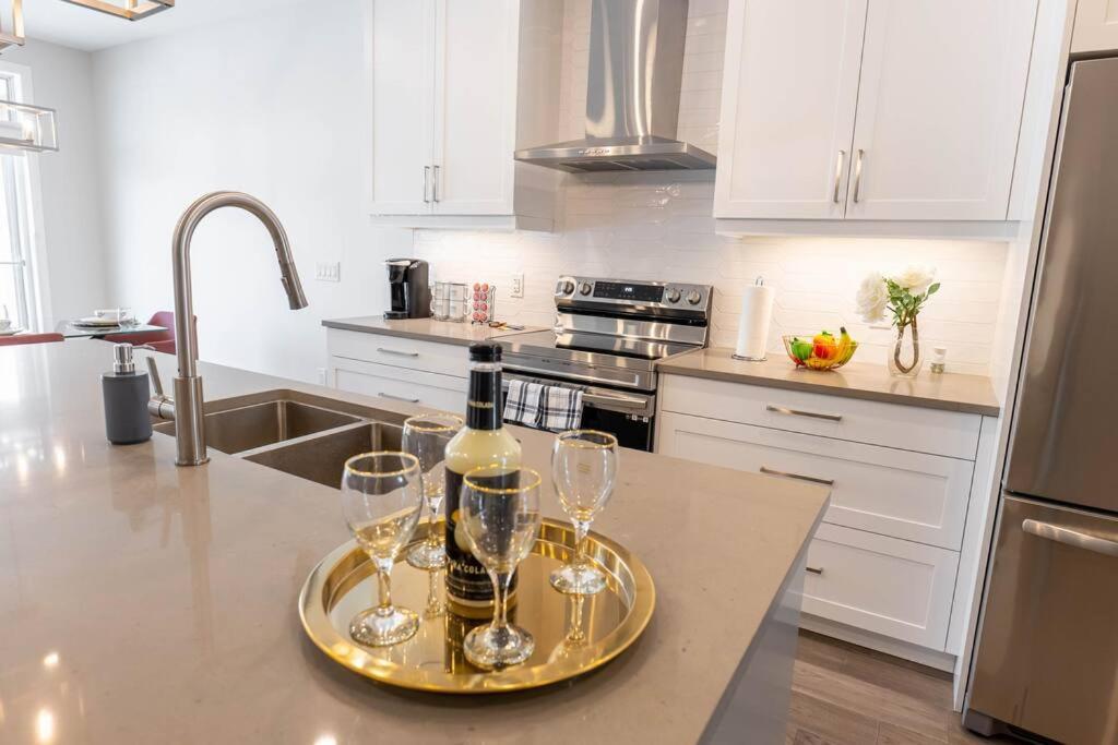 Luxury Niagara 3 Bdr Townhouse /Garage Apartman Kültér fotó