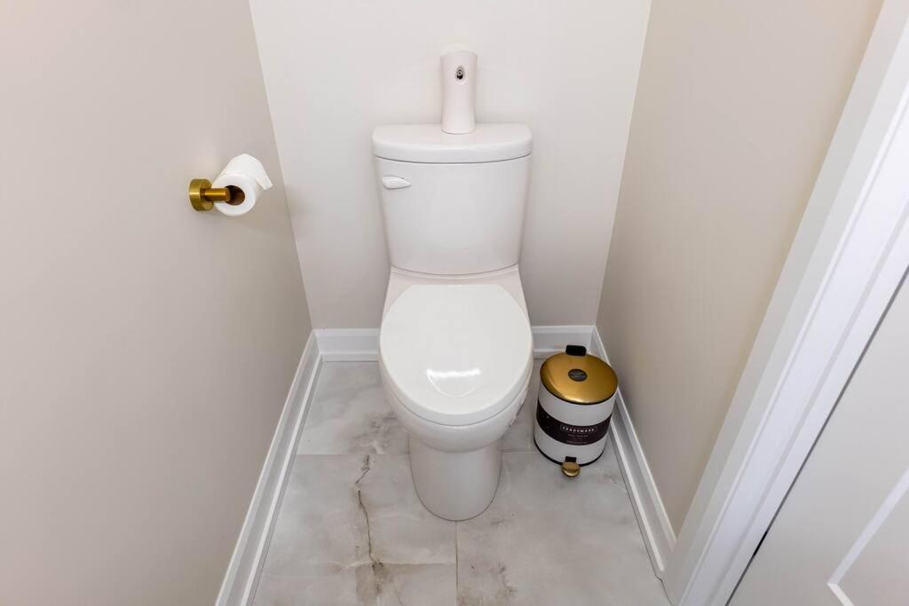 Luxury Niagara 3 Bdr Townhouse /Garage Apartman Kültér fotó