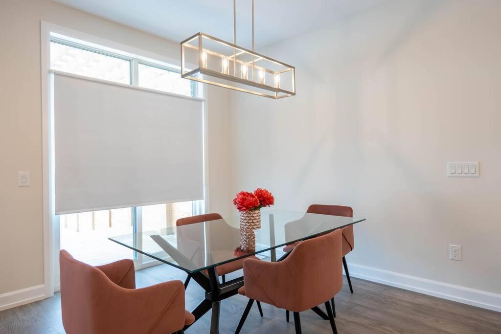 Luxury Niagara 3 Bdr Townhouse /Garage Apartman Kültér fotó